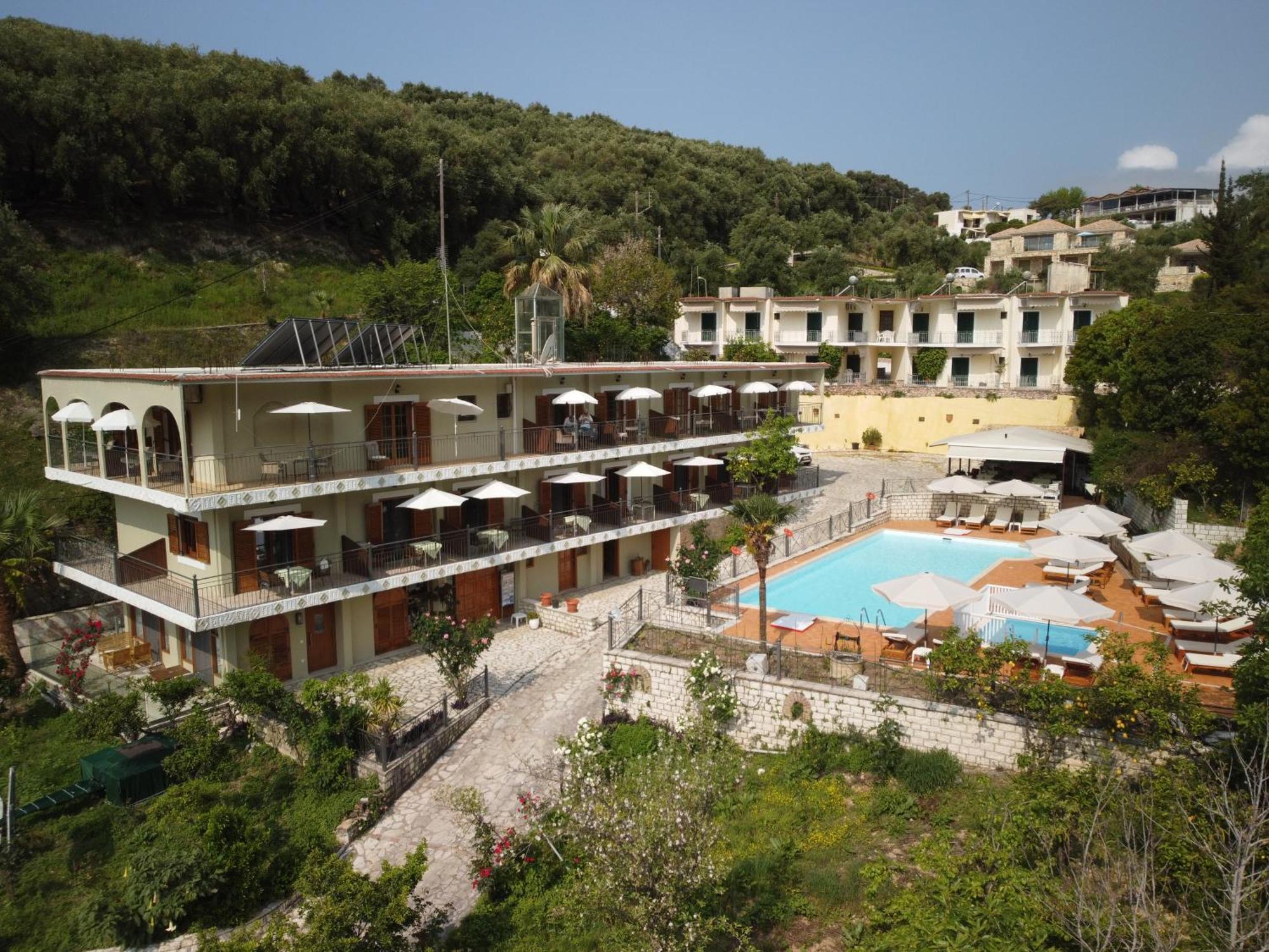 Bella Vista Hotel Studios & Apartments Parga Bagian luar foto